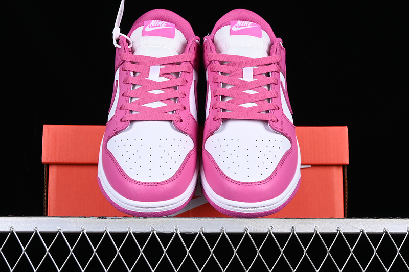 Dunk Low Sb White/Active Fuchsia 21