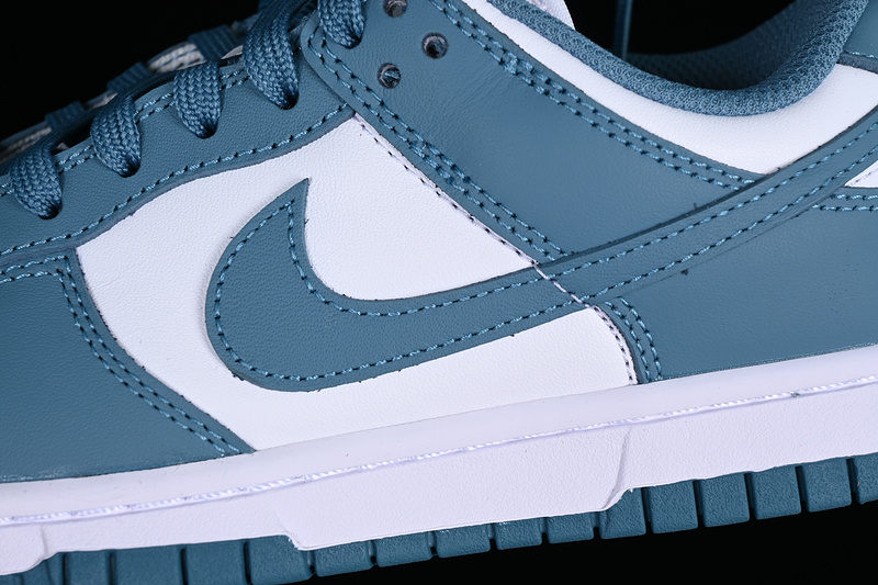 Dunk Low Sb White/Noise Aqua/Pinksicle 25