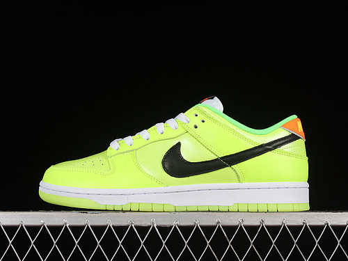 Dunk Low Se Volt/Black/Total Orange/Green Strike 21