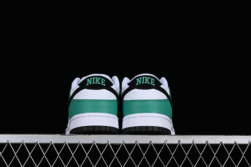 Dunk Low Stadium Green/Black/White 15