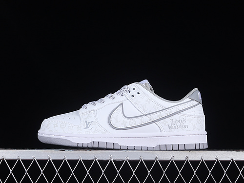 Sb Dunk Low L*V White/Grey 25