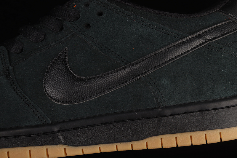 Dunk Low Pro Sb 'Ishod Wair' Black/Black-Gum Light Brown 13