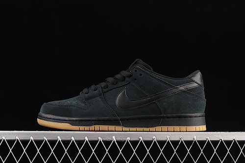 Dunk Low Pro Sb 'Ishod Wair' Black/Black-Gum Light Brown 19