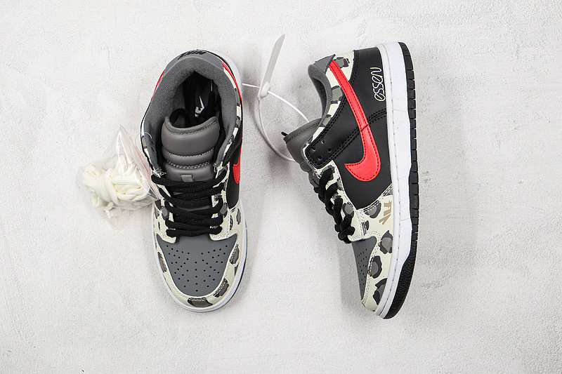 Sb Dunk Low Graffiti Grey/Black/University Red 15