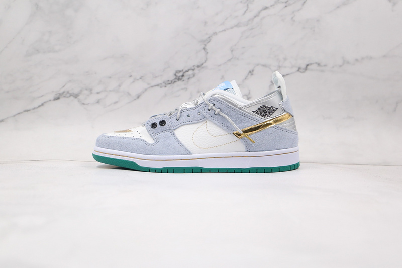 Sb Dunk Low Pro White/Psychic Blue/Metallic Gold 11