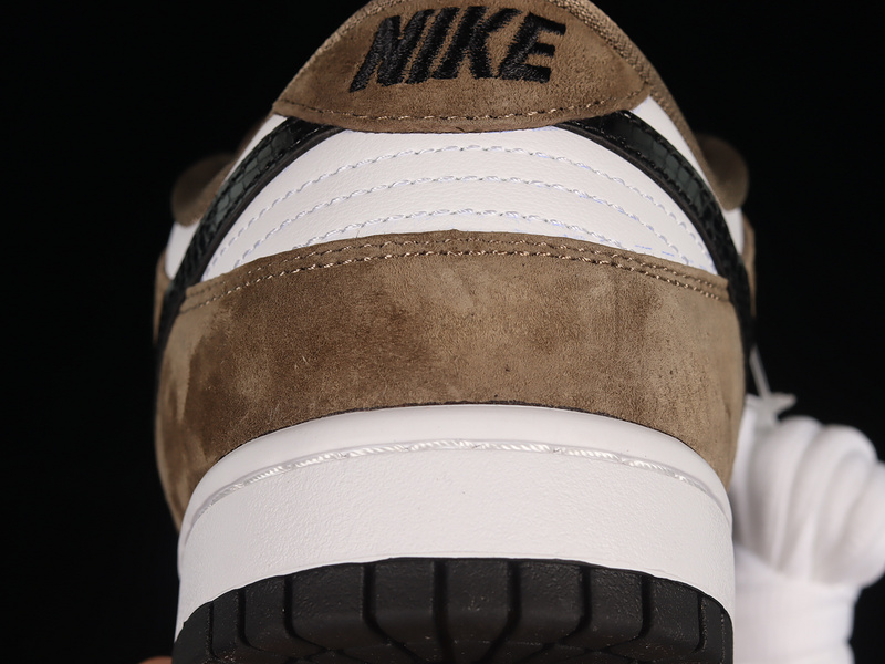 Sb Dunk Low White/Black/Trail End Brown 11