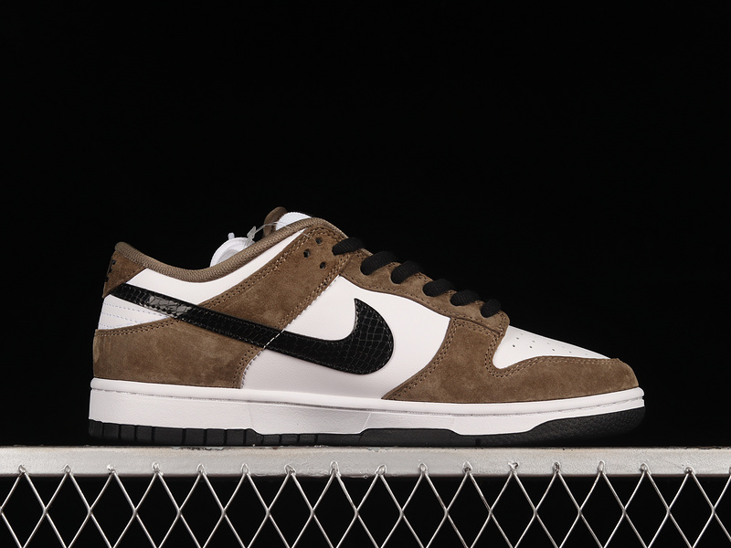 Sb Dunk Low White/Black/Trail End Brown 21