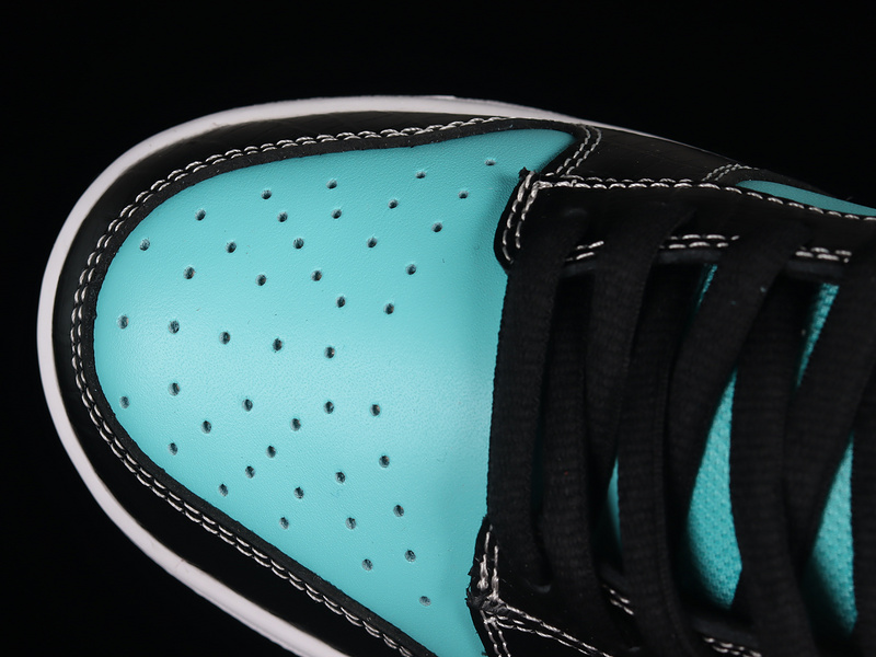 Diamond Supply Co X Dunk Low Pro Sb Tiffany Aqua/Chrome 7