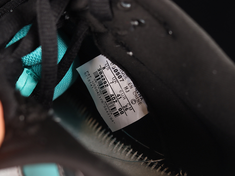 Diamond Supply Co X Dunk Low Pro Sb Tiffany Aqua/Chrome 9