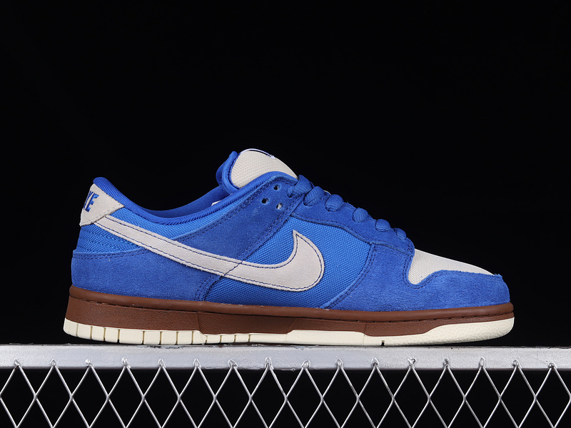 Dunk Low Pro Sb Vrsty Ryl/Mtlc Vgs Gld-Mtlc Vg 13