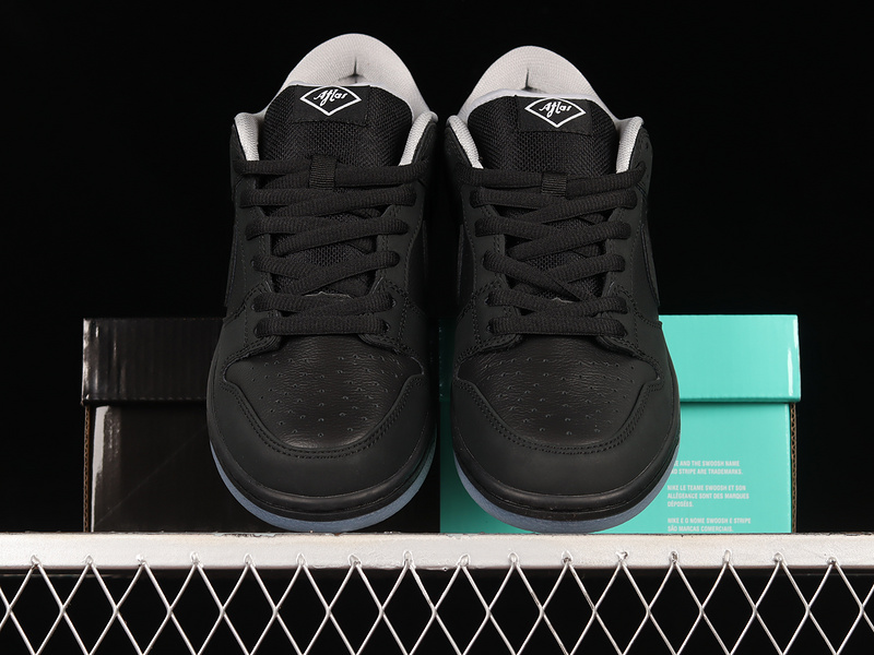 Sb Dunk Low Black/Black-Wolf Grey 23