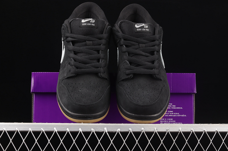 Dunk Low Pro Sb Fog Black/Black/Black/Cool Grey/Gum 19