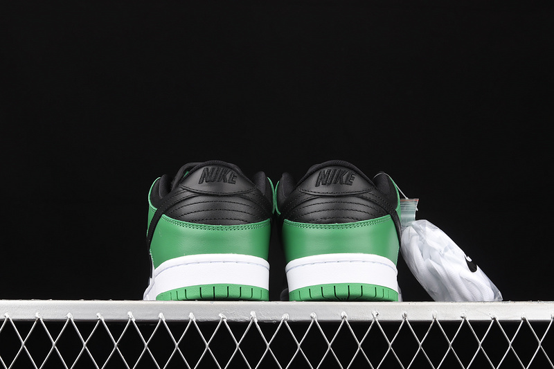 Dunk Low Pro Sb Classic Green/White/Classic Green/Black 15