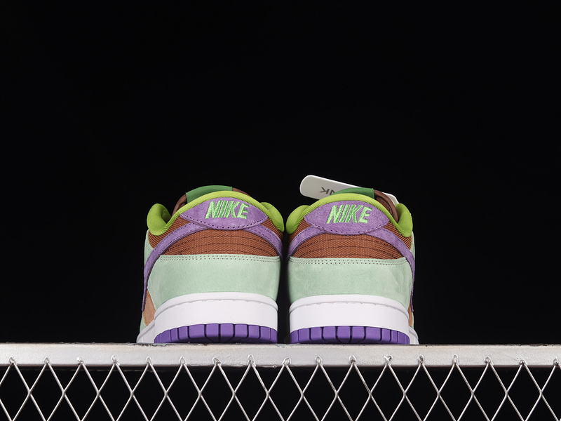 Sb Dunk Low Veneer/Autumn Green/Deep Purple 17