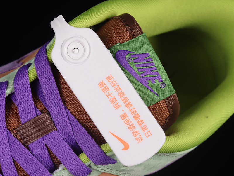 Sb Dunk Low Veneer/Autumn Green/Deep Purple 21