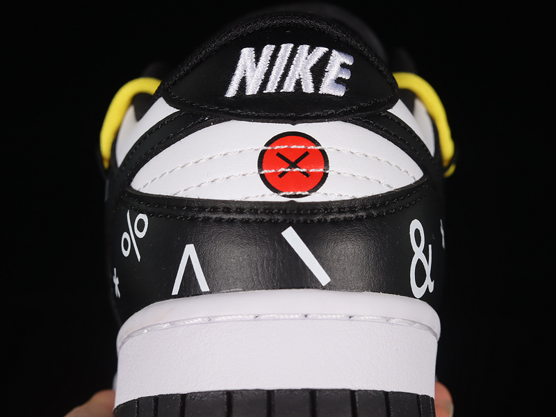 Dunk Low White/Black 15