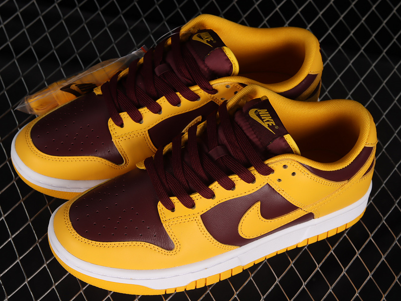 Sb Dunk Low University Gold/White/Deep Maroon/University Gold 13