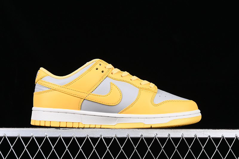 Dunk Low Citron Pulse Light Bone/Citron Pulse/Sail 23