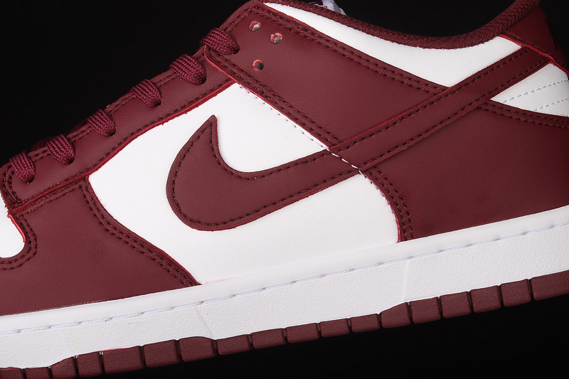 Sb Dunk Low Team Red/Bordeaux/White 23