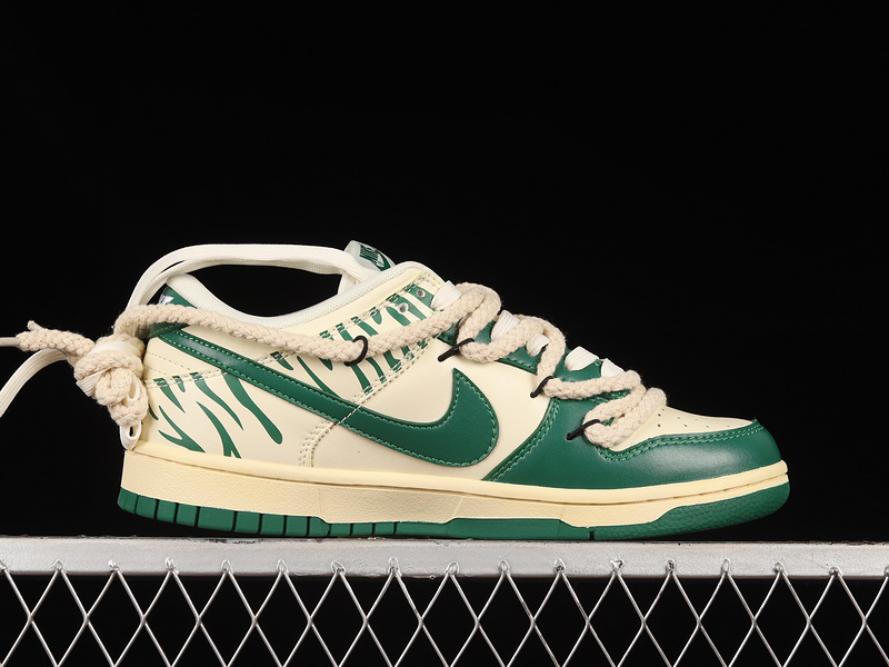 Dunk Low Beige/Green 27