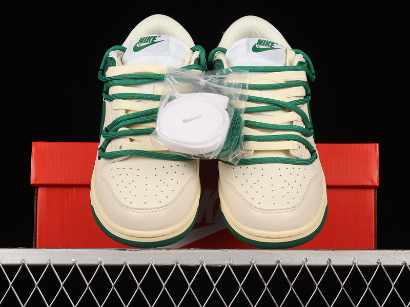 Dunk Low White/Green 7