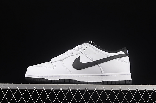 Sb Dunk Low White/White/Photon Dust 21