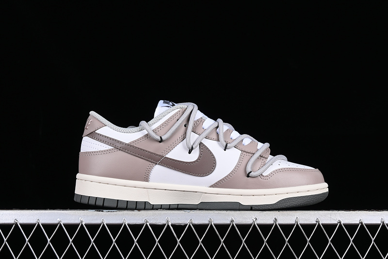 Dunk Low Retro White/Brown 21