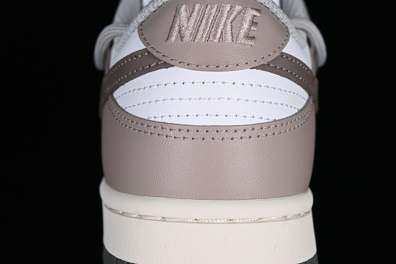 Dunk Low Retro White/Brown 29