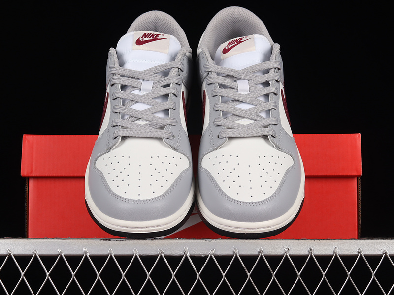 Dunk Low Pale Ivory/Redwood/Light Silver/Sail/Black 7