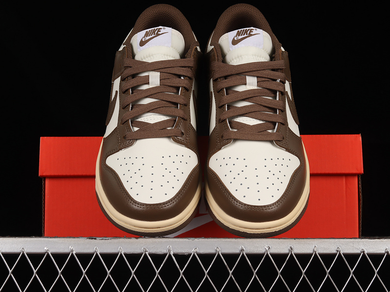 Dunk Low Sail/Cacao Wow/Coconut Milk 21