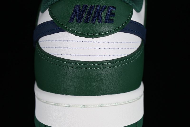 Dunk Low Gorge Green 27