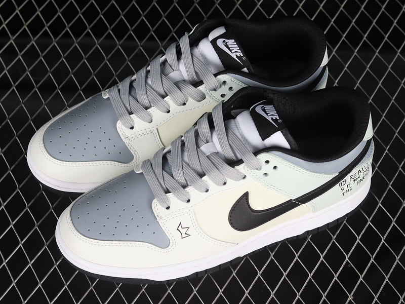 Sb Dunk Low White/Black/Beige 9