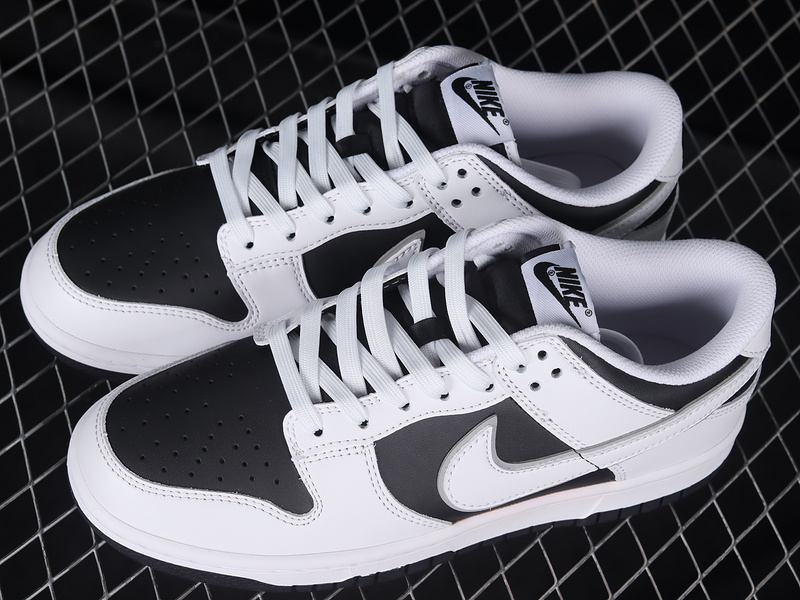 Dunk Low Sb White/Black 23