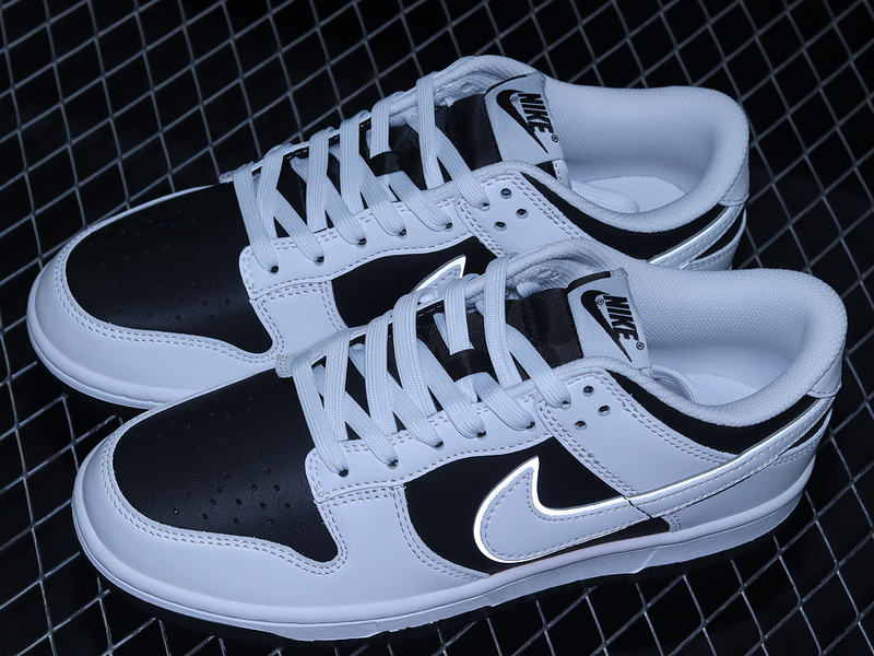 Dunk Low Sb White/Black 33