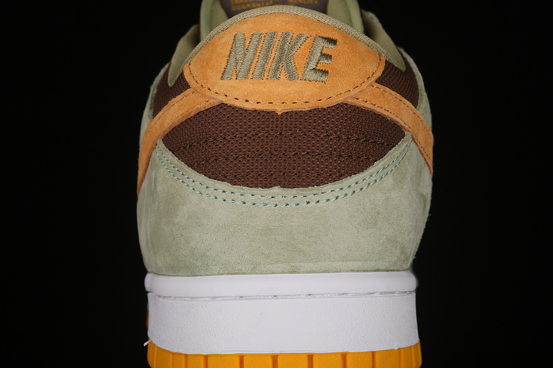 Dunk Low Dusty Olive/Pro Gold 11