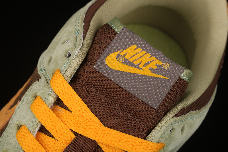 Dunk Low Dusty Olive/Pro Gold 19