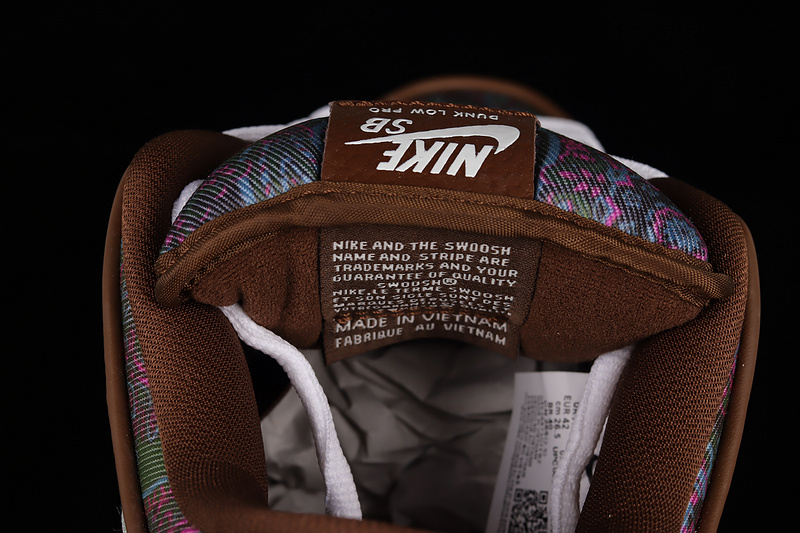 Dunk Low Pro Paisley Brown Brown/Muli-Color-White-Gum 5