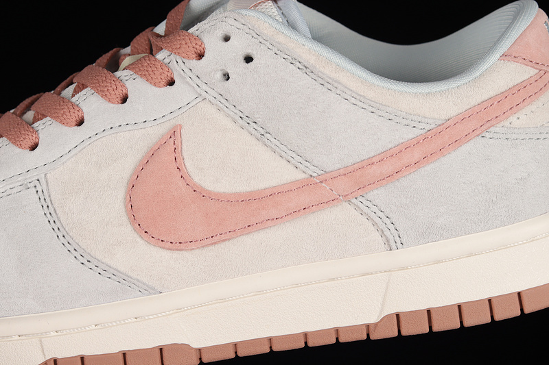 Dunk Low Premium Fossil Rose Phantom/Aura/Summit White 21