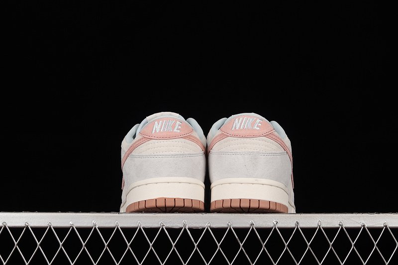 Dunk Low Premium Fossil Rose Phantom/Aura/Summit White 27