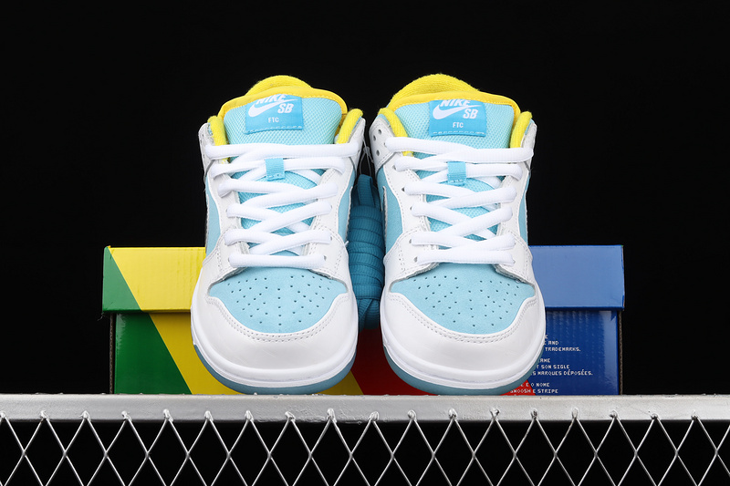 Ftc X Dunk Low Sb 'Lagoon Pulse'metallic Silver-Speed Yellow 17