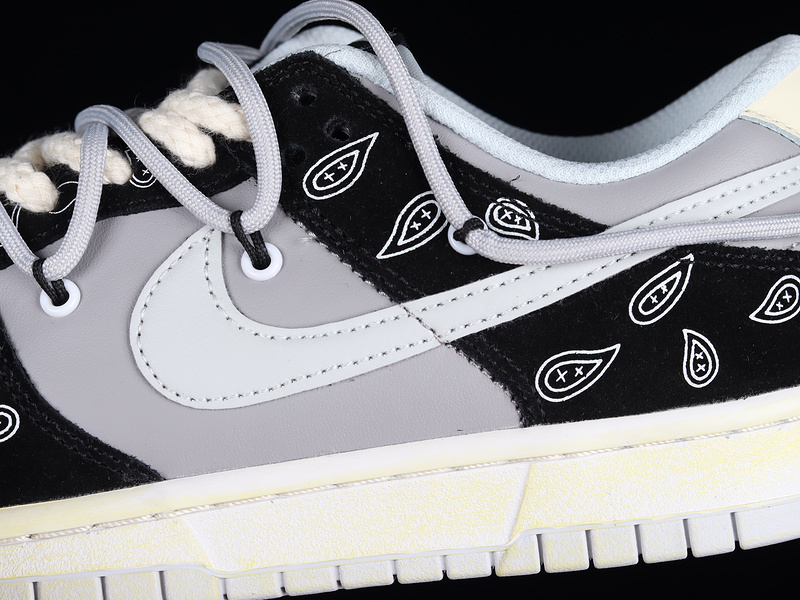 Dunk Sb Low Prm Black/White/Light Grey 11