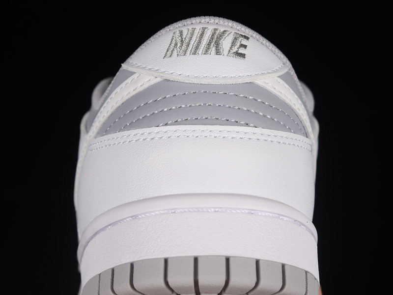 Sb Dunk Low White/Neutral Grey 27