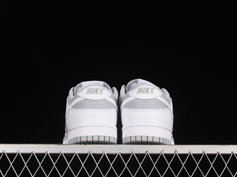 Sb Dunk Low White/Neutral Grey 31