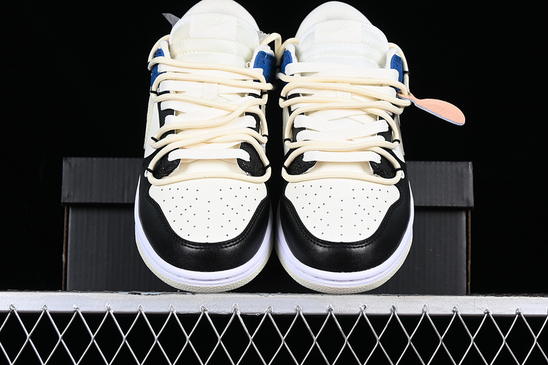 Dunk Low Sb Retro Vibe White/Black/Blue 31