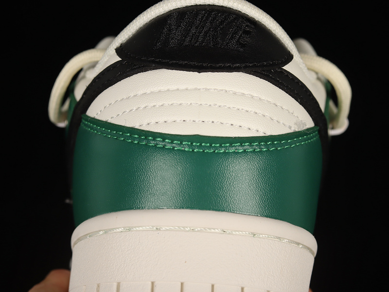 Dunk Low White/Green/Black 13