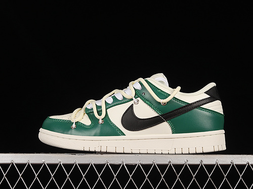 Dunk Low White/Green/Black 15