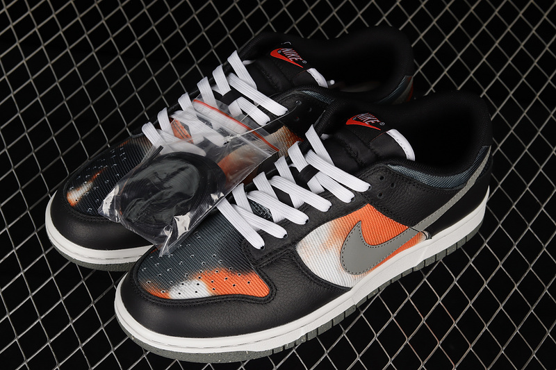 Dunk Low 'Graffiti Pack - Black Red' 29