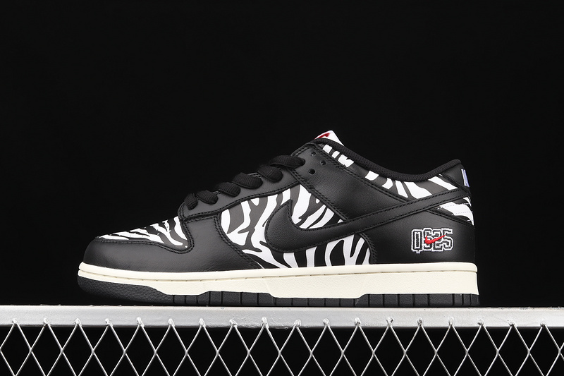 Quartersnacks X Dunk Low Sb Little Debbie’S Cakes Black/White 11