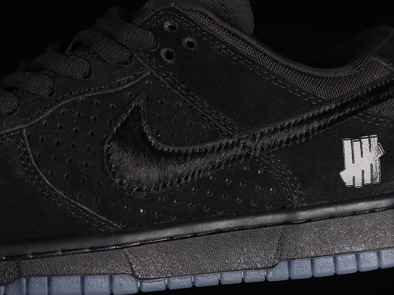 Undefeated Sb Dunk Low Black/Black/Black 27