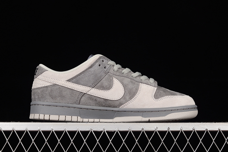 Otomo Katsuhiro X Sb Dunk Low "Steamboy Ost"Light Grey/Dark Grey 11